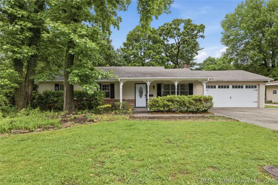 806 Janet Street, Tahlequah, OK 74464 - #2