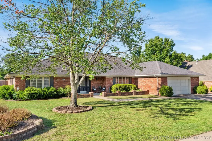 2649 Regency Road, Bartlesville, OK 74006 - #2