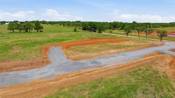 5101 W Lone Chimney Road, Glencoe, OK 74032