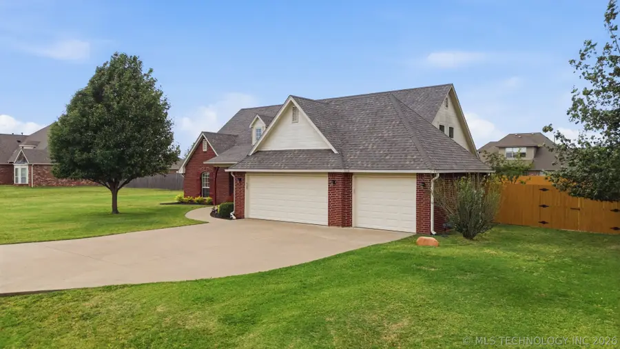 5675 E 144th Street, Collinsville, OK 74021 - #3