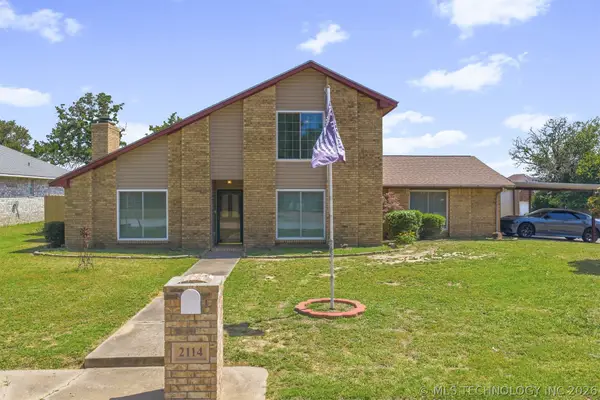 2114 Oakglen Drive, Ardmore, OK 73401