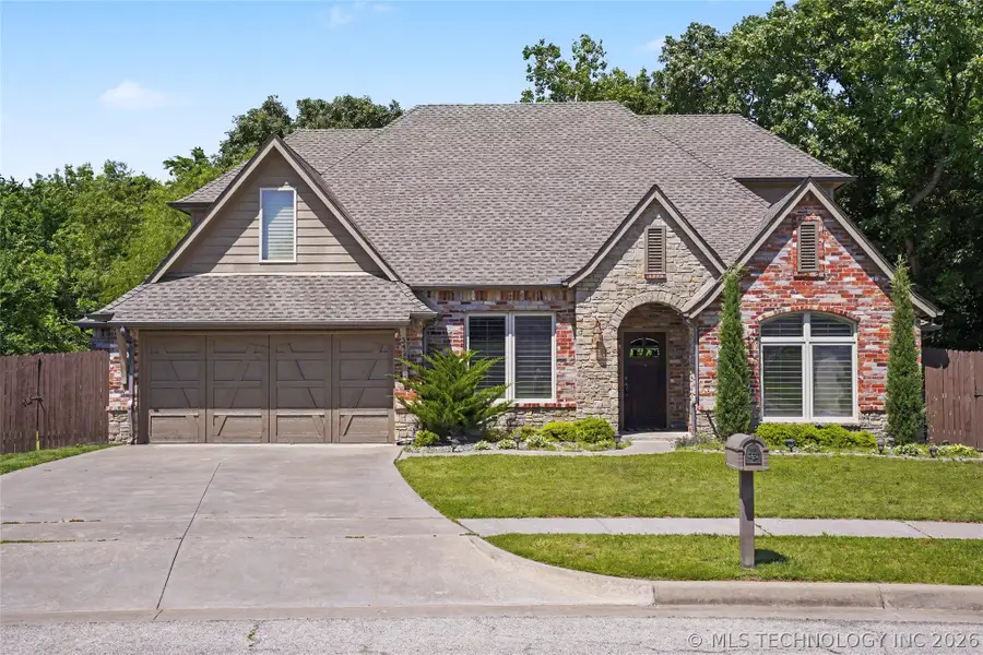 3426 W Edgewater Place, Broken Arrow, OK 74012 - #3