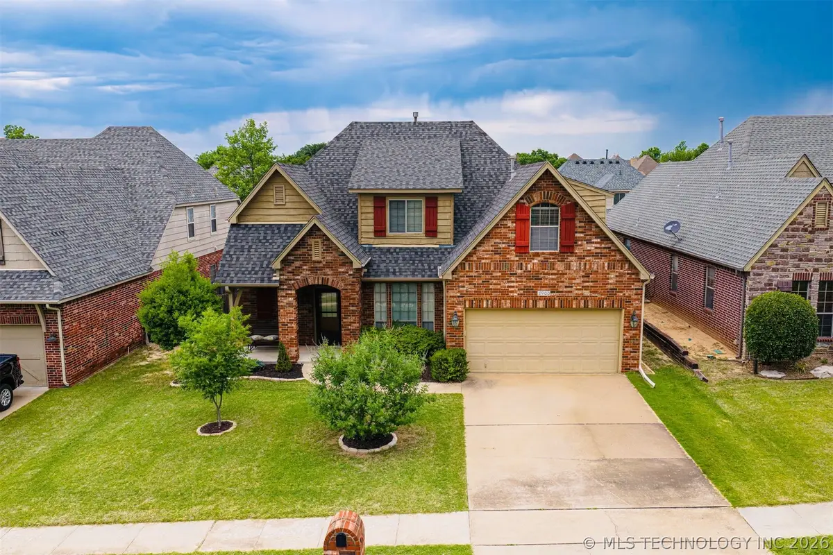 3900 W Vicksburg Street, Broken Arrow, OK 74011 - #1