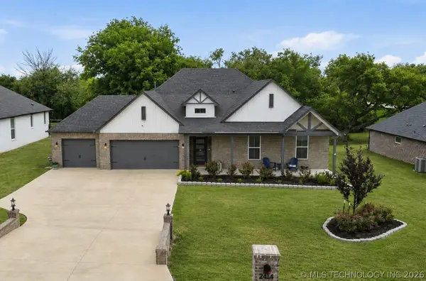 2414 W Union Place, Collinsville, OK 74021