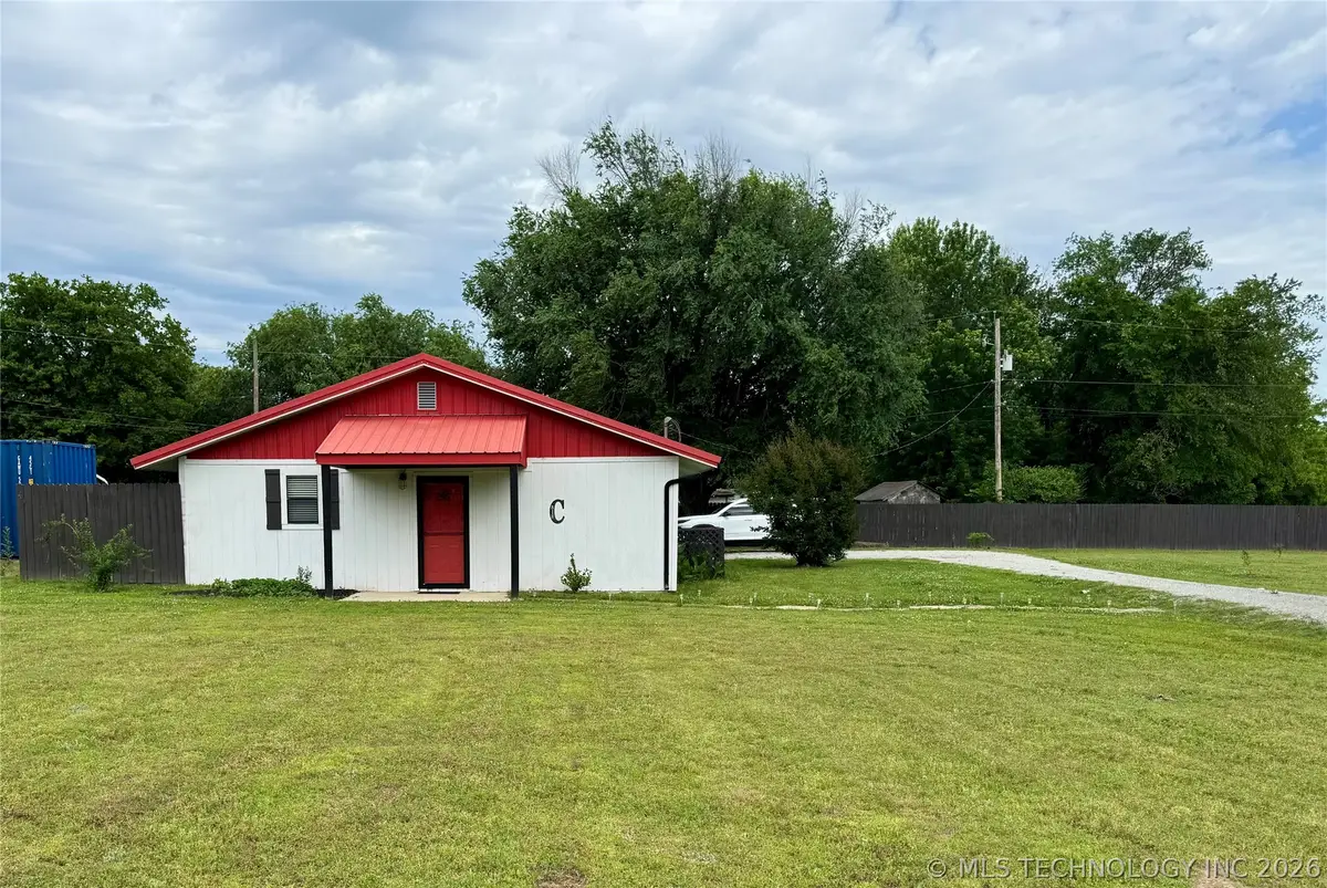 818 N 7th, Okemah, OK 74859 - #1