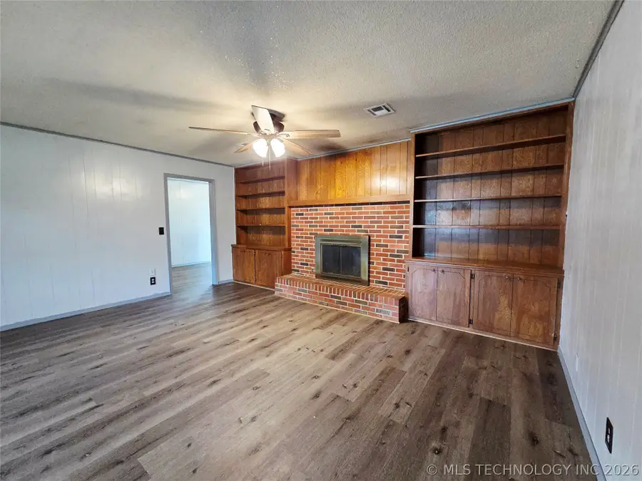 402 S Hickory Drive, Copan, OK 74022 - #3