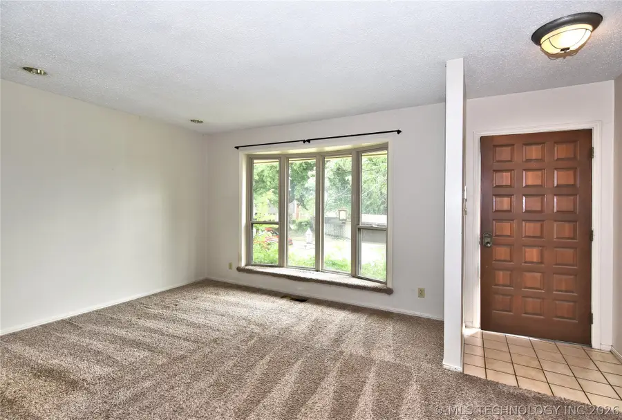 7056 E 60th Street, Tulsa, OK 74145 - #3