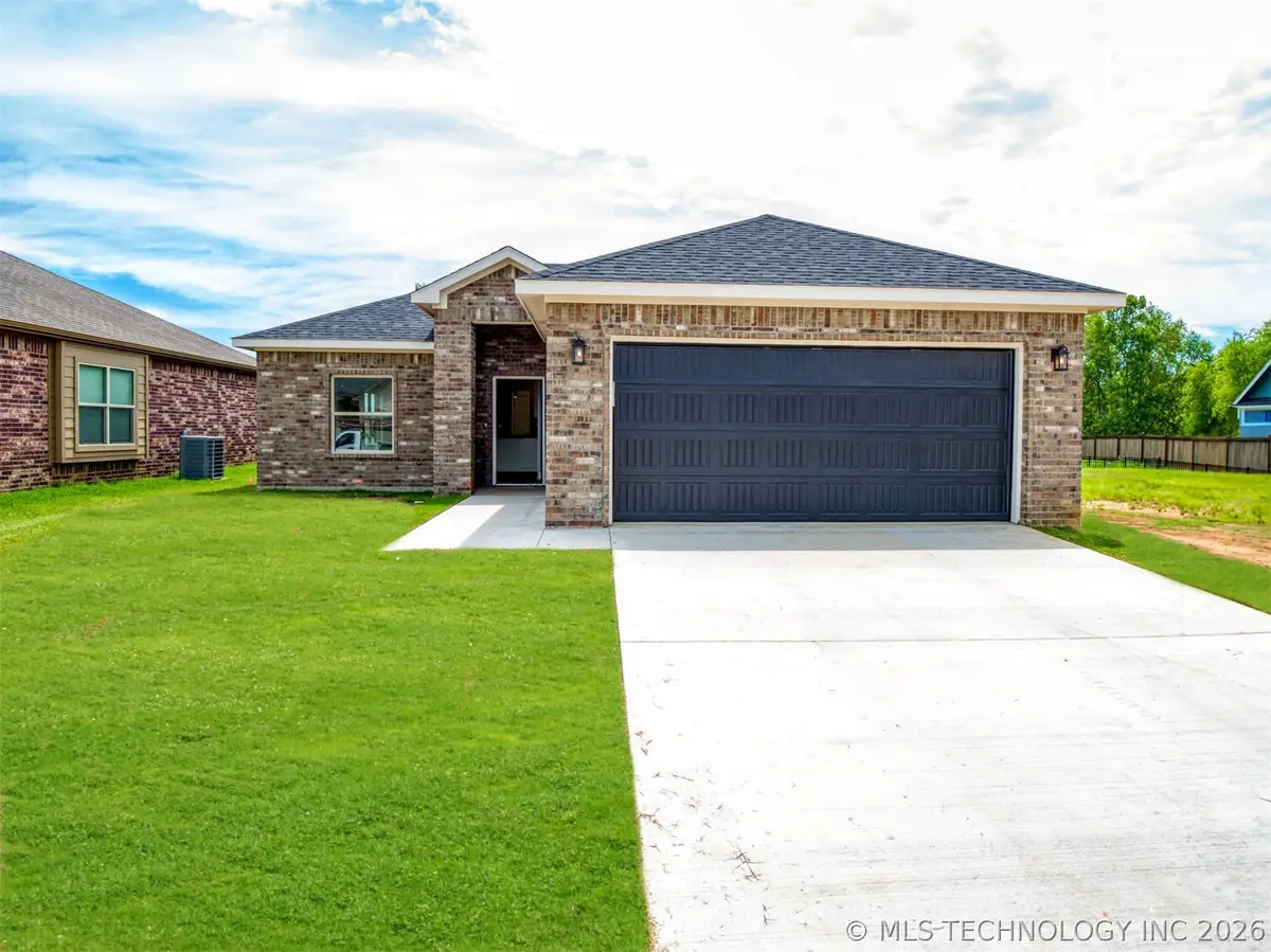 1190 Wild Indigo Circle, Calera, OK 74730 - #1