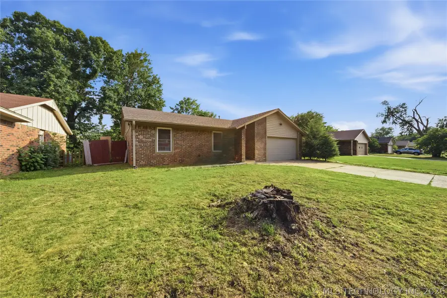 518 E E Street, Jenks, OK 74037 - #2