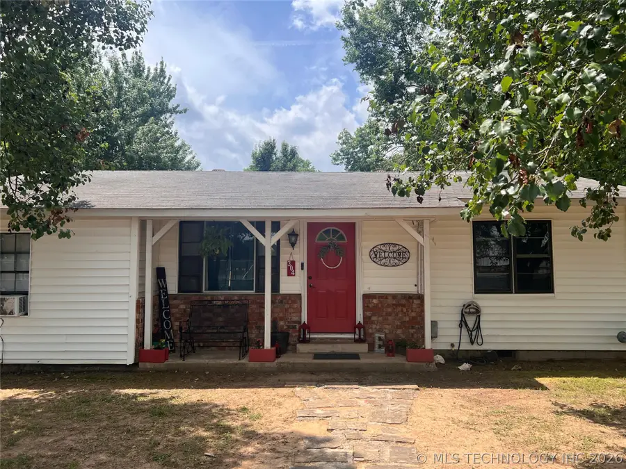 304 Logan Street, Wister, OK 74966 - #2