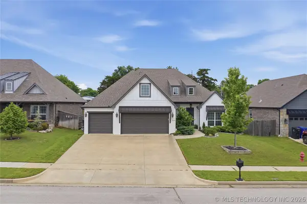 814 E Delmar Place, Broken Arrow, OK 74012