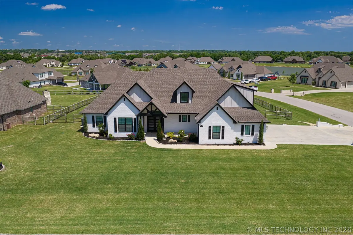 8202 N 150th East Avenue, Owasso, OK 74055 - #1