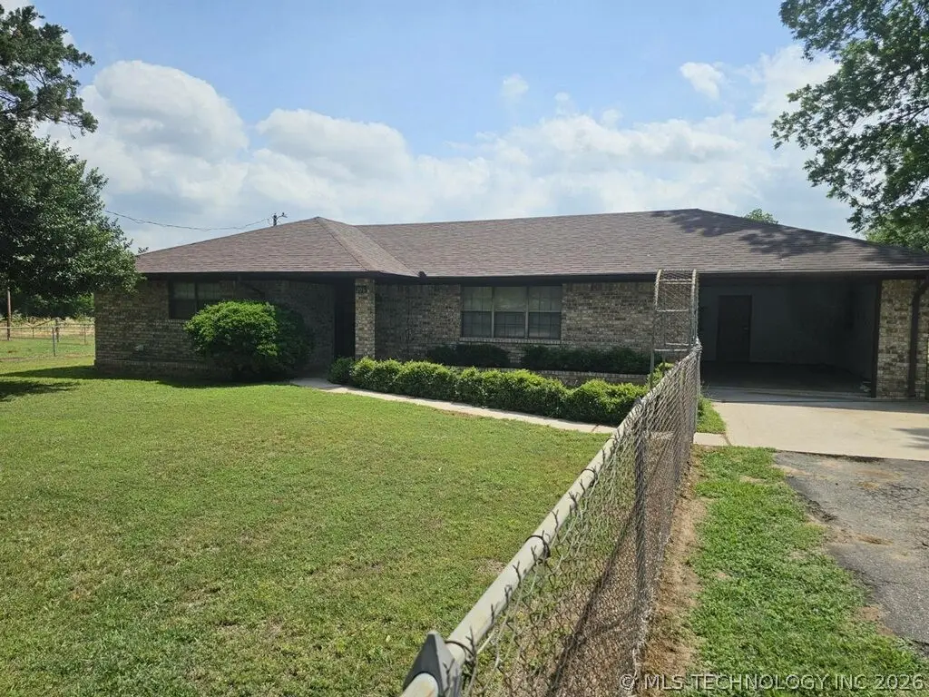 206 N Grand Avenue, Mannsville, OK 73447 - #1