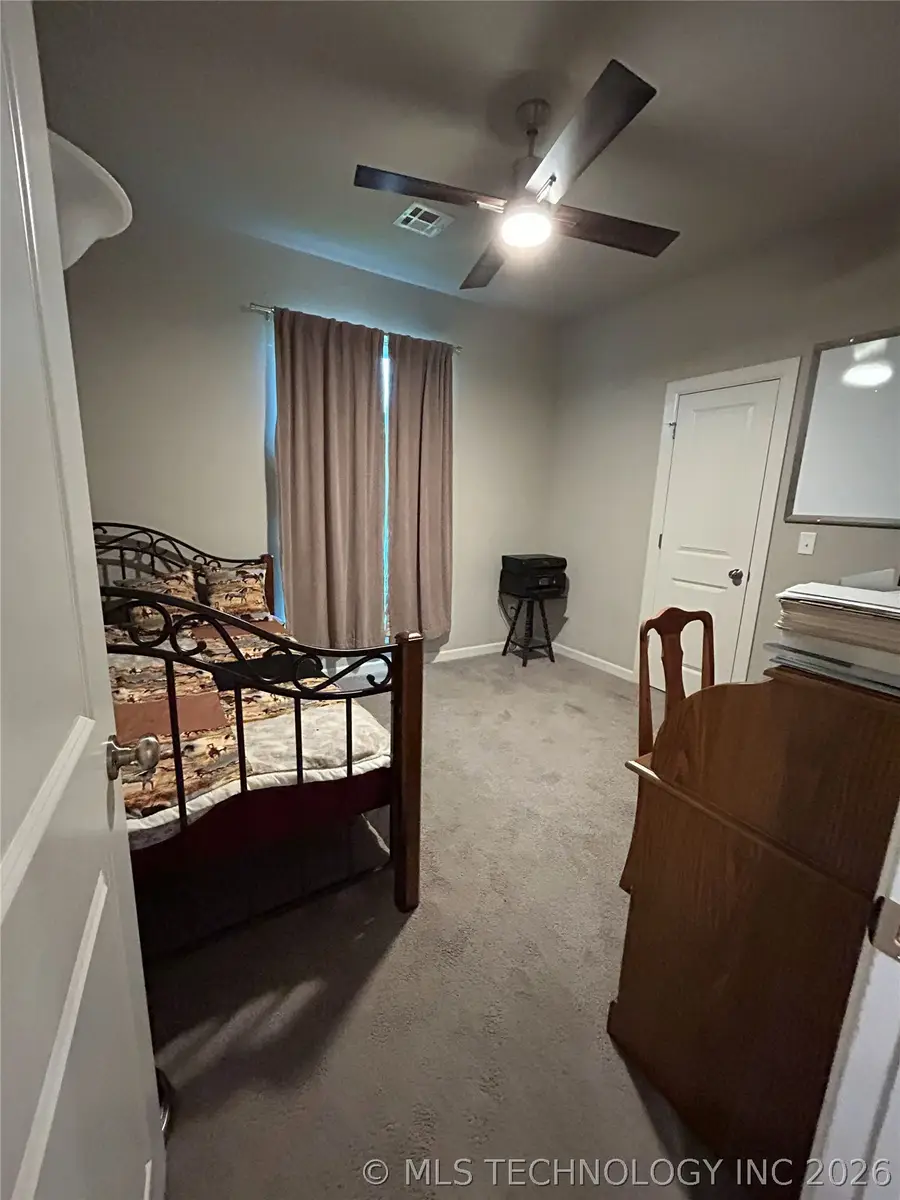 5109 S Walnut Creek Drive, Sand Springs, OK 74063 - #3