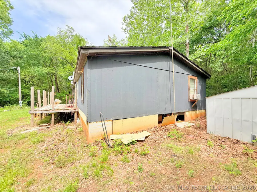 22 Holiday Lane, Eufaula, OK 74432 - #3