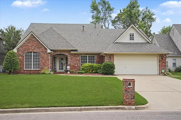 8622 E 100th Place, Tulsa, OK 74133