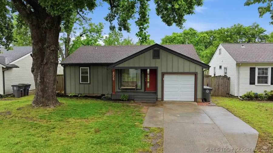 4958 S Detroit Avenue, Tulsa, OK 74105 - #2