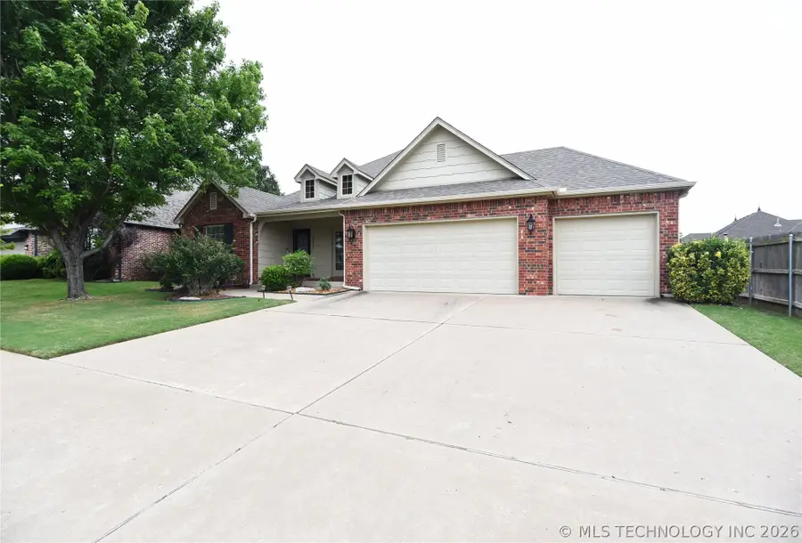 14411 S Toledo Avenue, Bixby, OK 74008 - #2