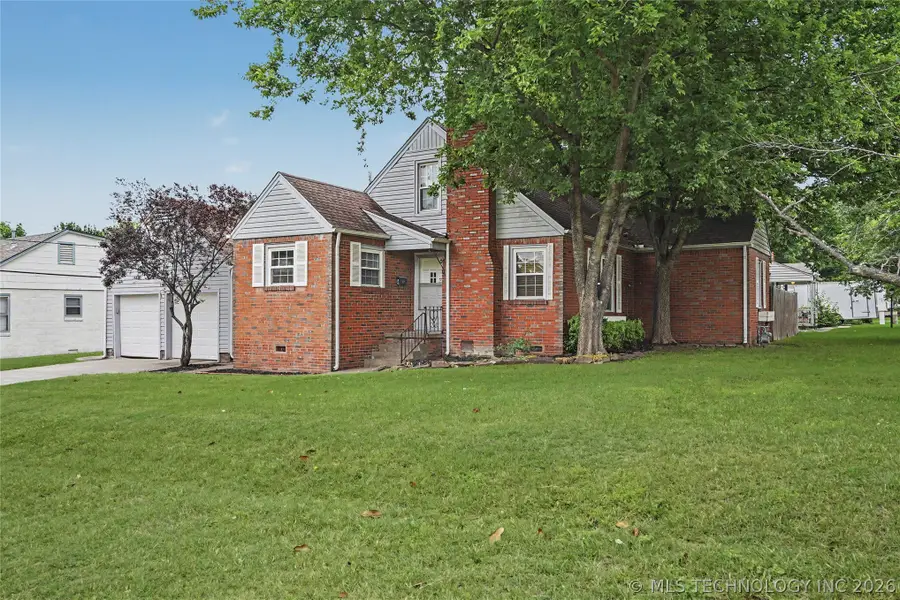 3102 E 2nd Street, Tulsa, OK 74104 - #2