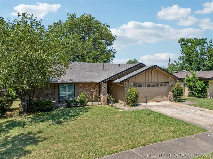 7065 E 52nd Street, Tulsa, OK 74145 - #2