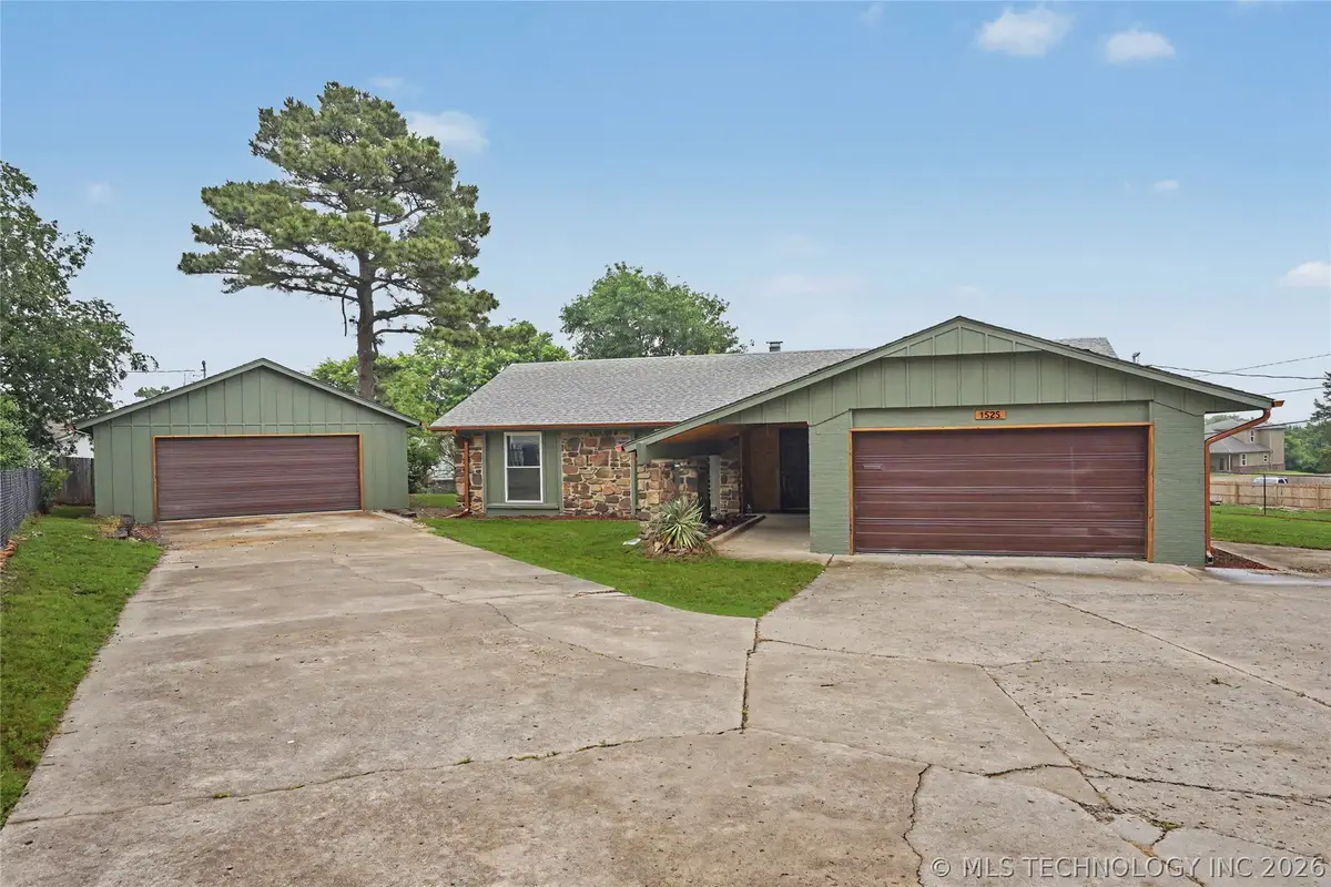 1525 E Valley View Road, Sapulpa, OK 74066 - #1