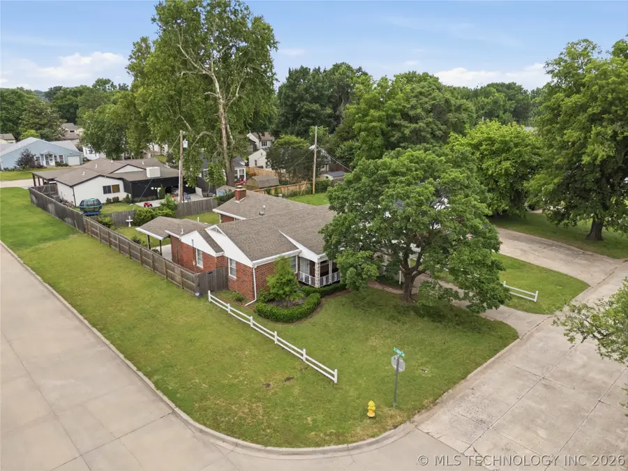 4972 S Madison Avenue, Tulsa, OK 74105 - #2