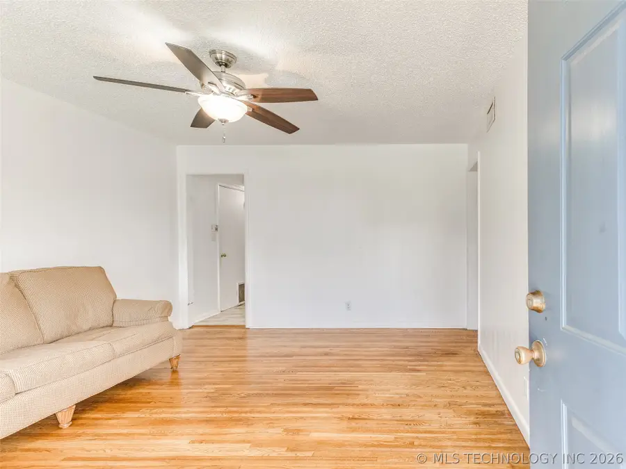 2425 W 49th Street, Tulsa, OK 74107 - #3