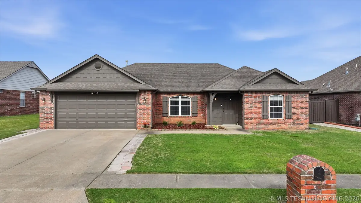 13044 N 132nd East Avenue, Collinsville, OK 74021 - #1
