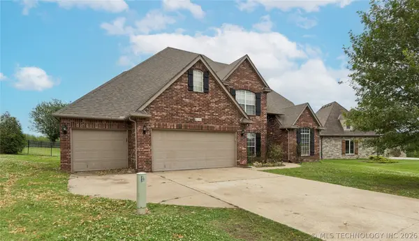 8240 Overlook Trail, Claremore, OK 74019