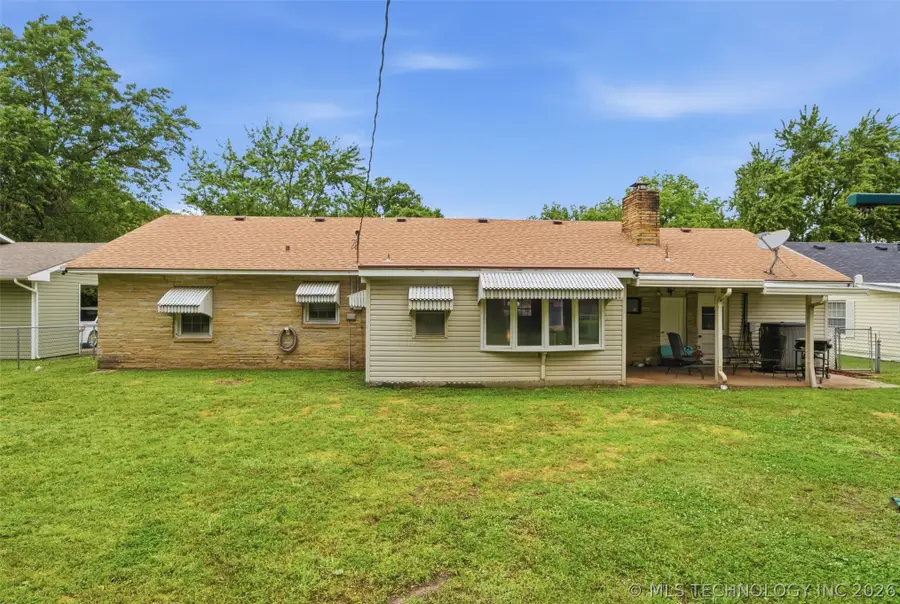 228 S Bell, Vinita, OK 74301 - #3