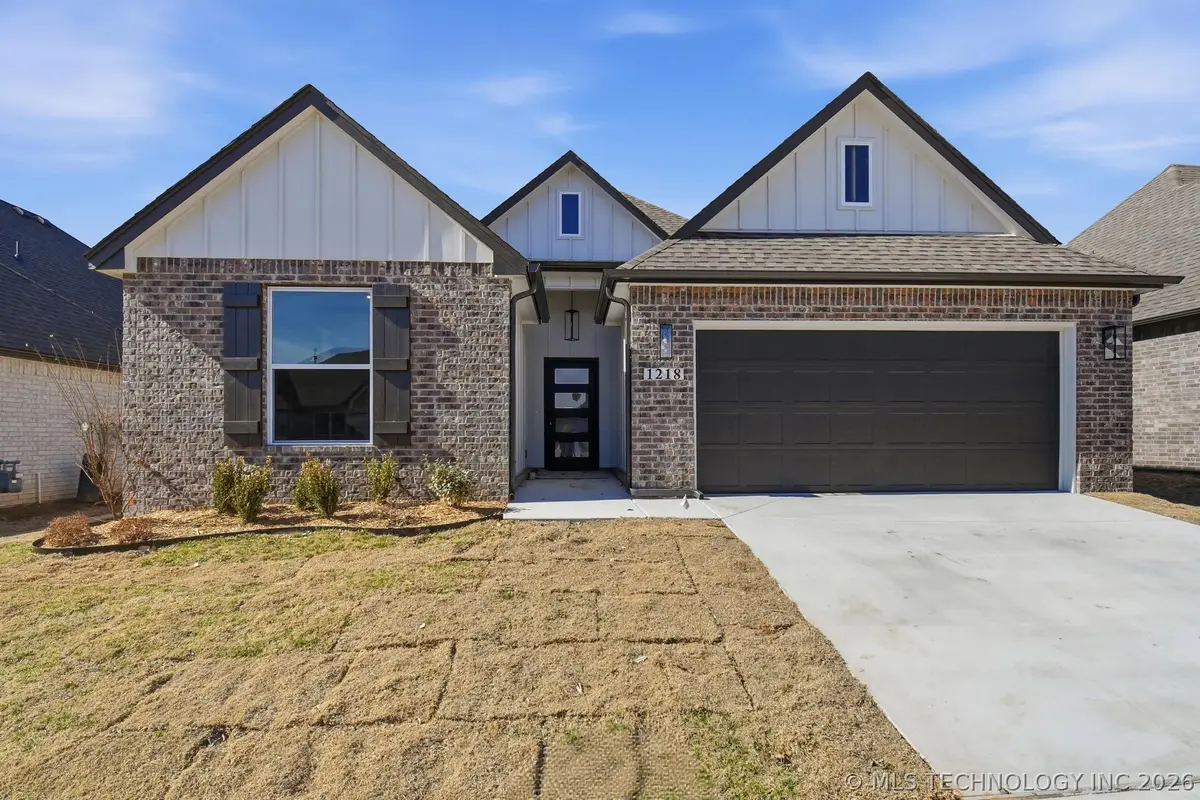 1218 N Elder Avenue, Broken Arrow, OK 74012 - #1