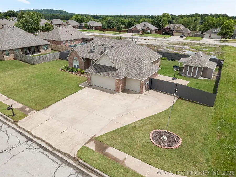 4470 Elm Circle, Kiefer, OK 74041 - #2