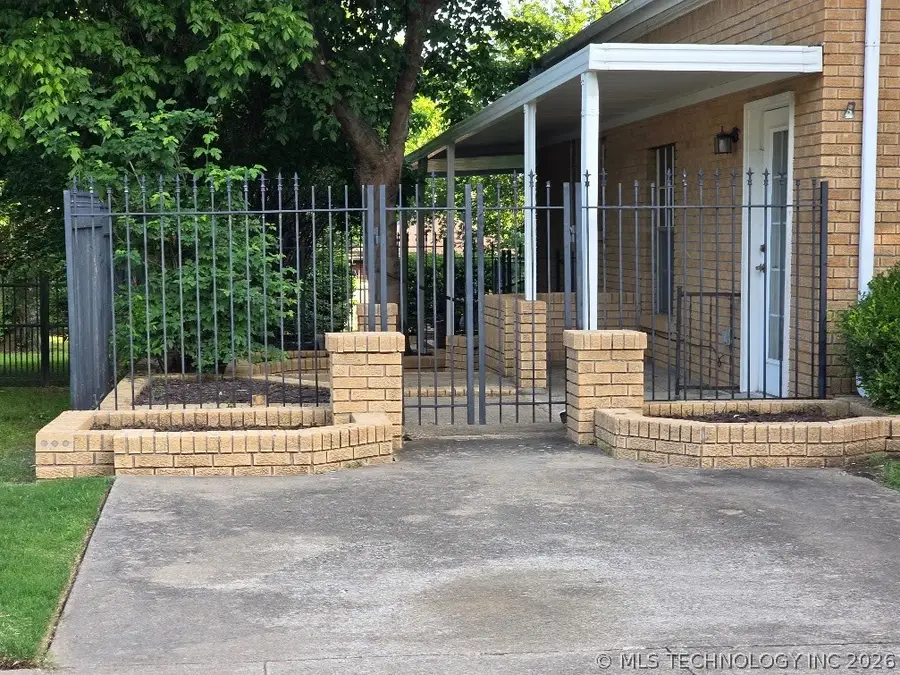 224 W Lincoln Street, Sapulpa, OK 74066 - #3
