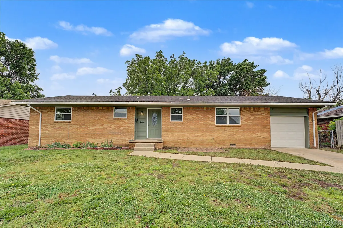 704 Brentwood Drive, Bartlesville, OK 74003 - #1