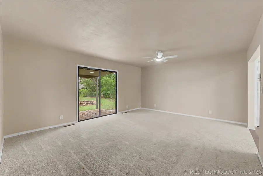 704 Brentwood Drive, Bartlesville, OK 74003 - #3