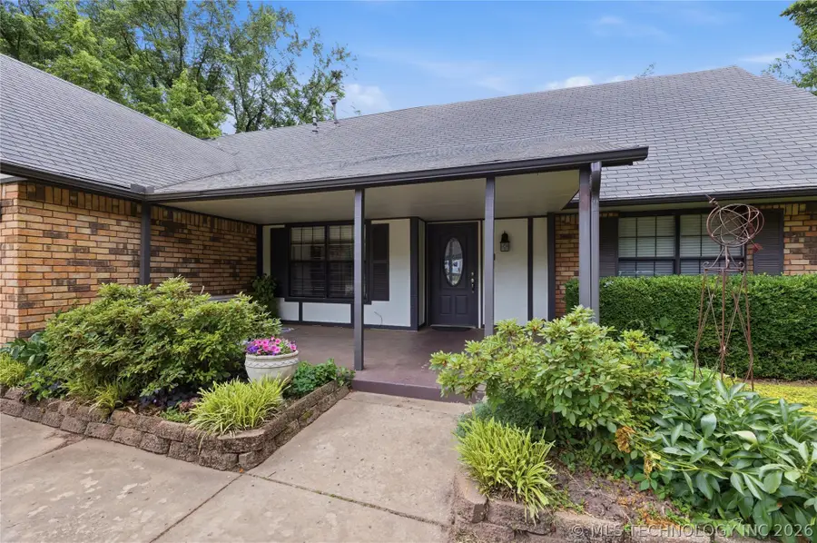 7504 S Juniper Avenue, Broken Arrow, OK 74011 - #2