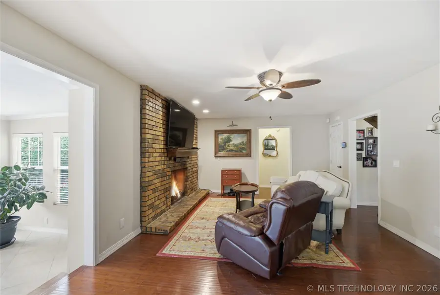 7504 S Juniper Avenue, Broken Arrow, OK 74011 - #3