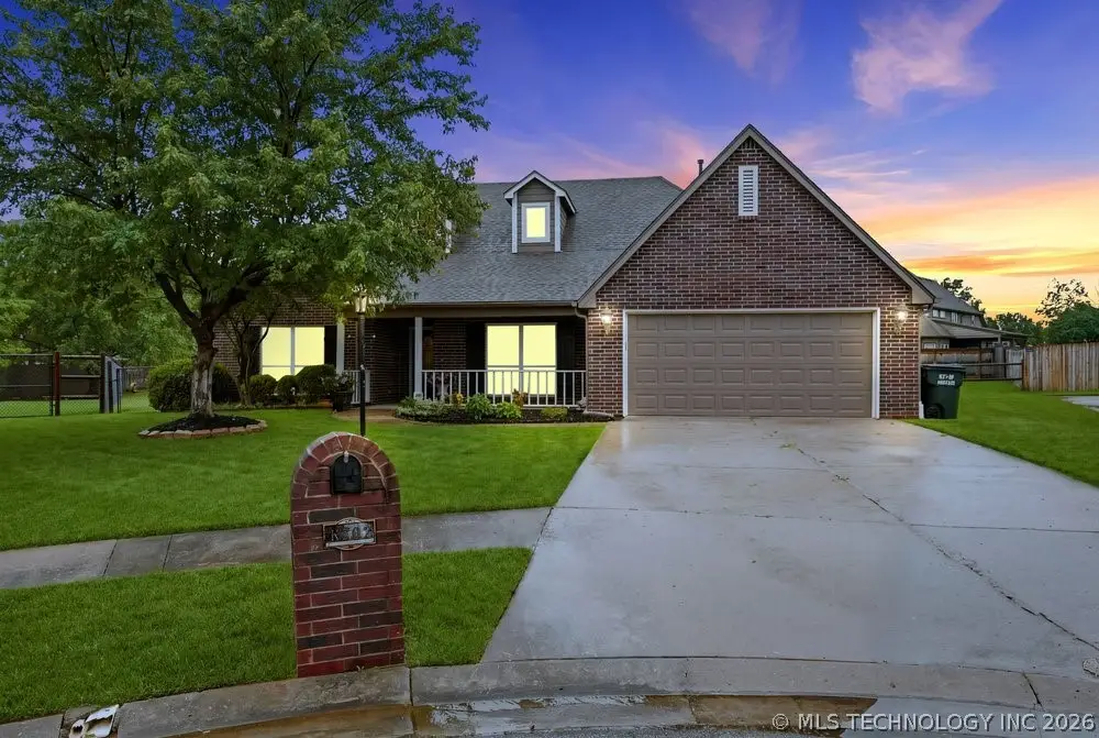 8702 N 140th Terrace, Owasso, OK 74055 - #1
