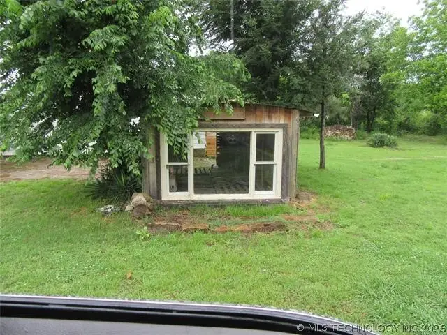 1000 N 6th, Quinton, OK 74561 - #3