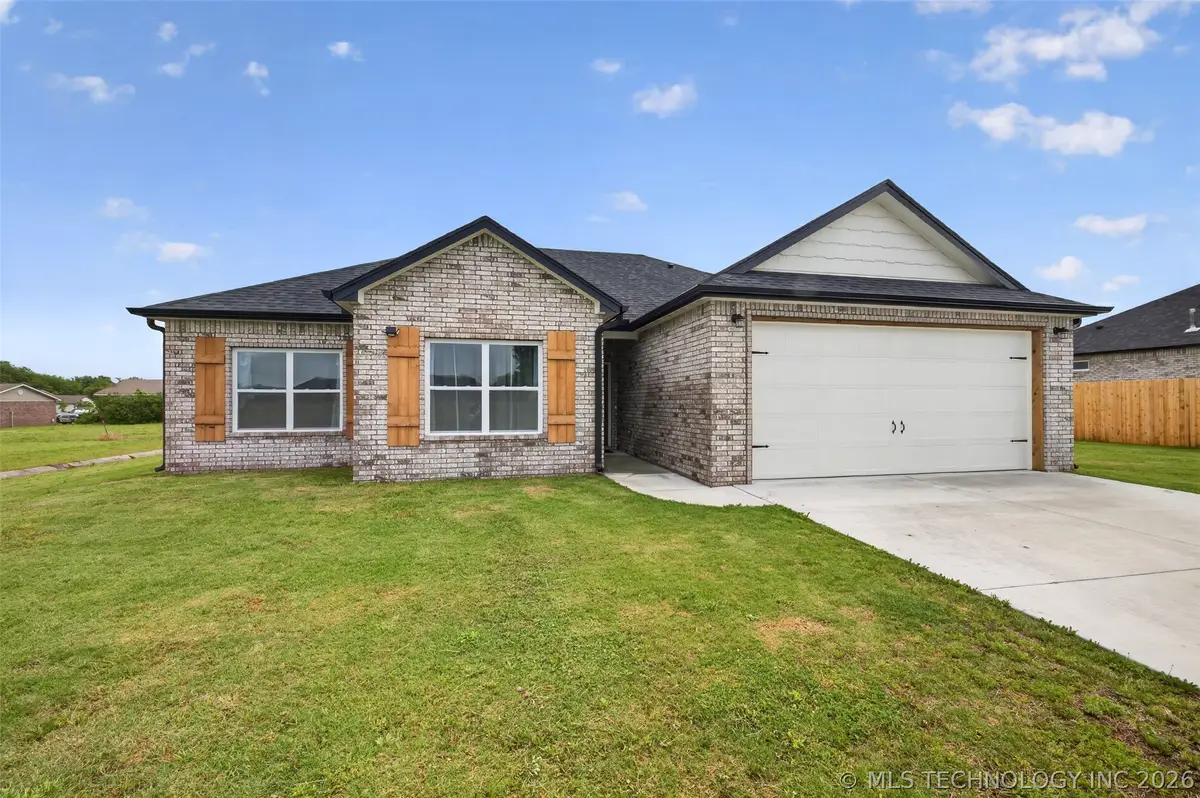 5825 Bluestem Way, Chelsea, OK 74016 - #1