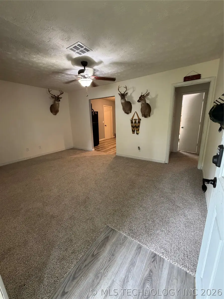 19 S Orphan Street, Pryor, OK 74361 - #2