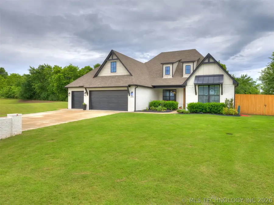 3220 W 118th Street S, Jenks, OK 74037 - #3