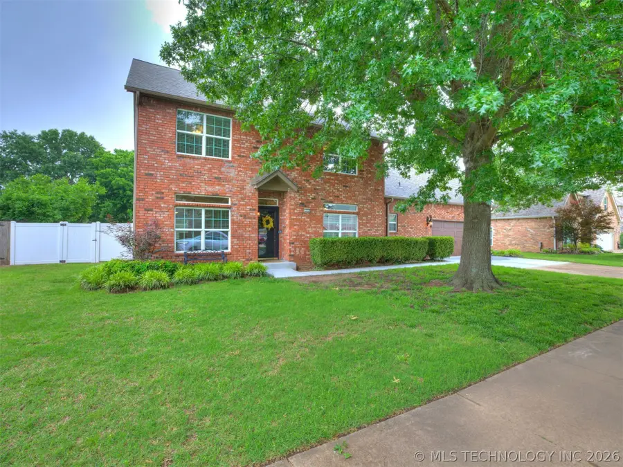 1305 E Dover Street, Broken Arrow, OK 74012 - #2