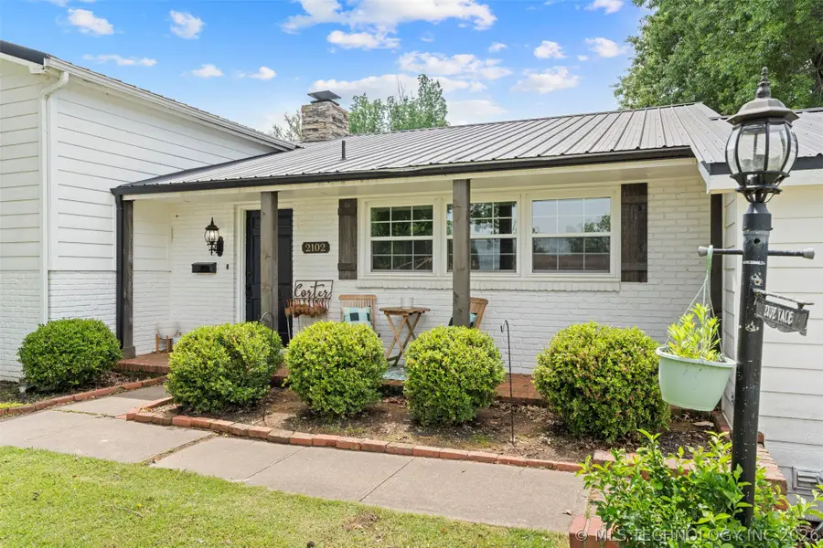 2102 Yale Avenue, Miami, OK 74354 - #2