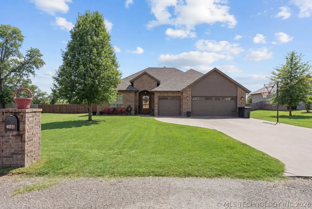61521 E 266 Road, Grove, OK 74344 - #1