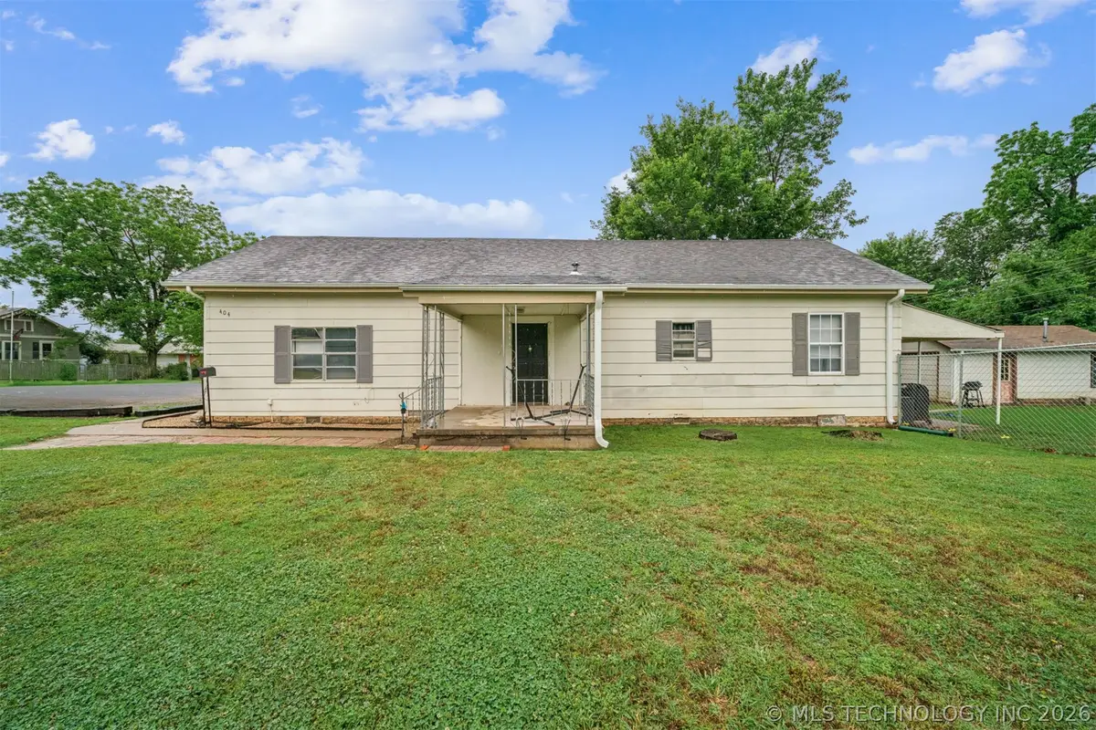 404 E Maple Street, Drumright, OK 74030 - #1
