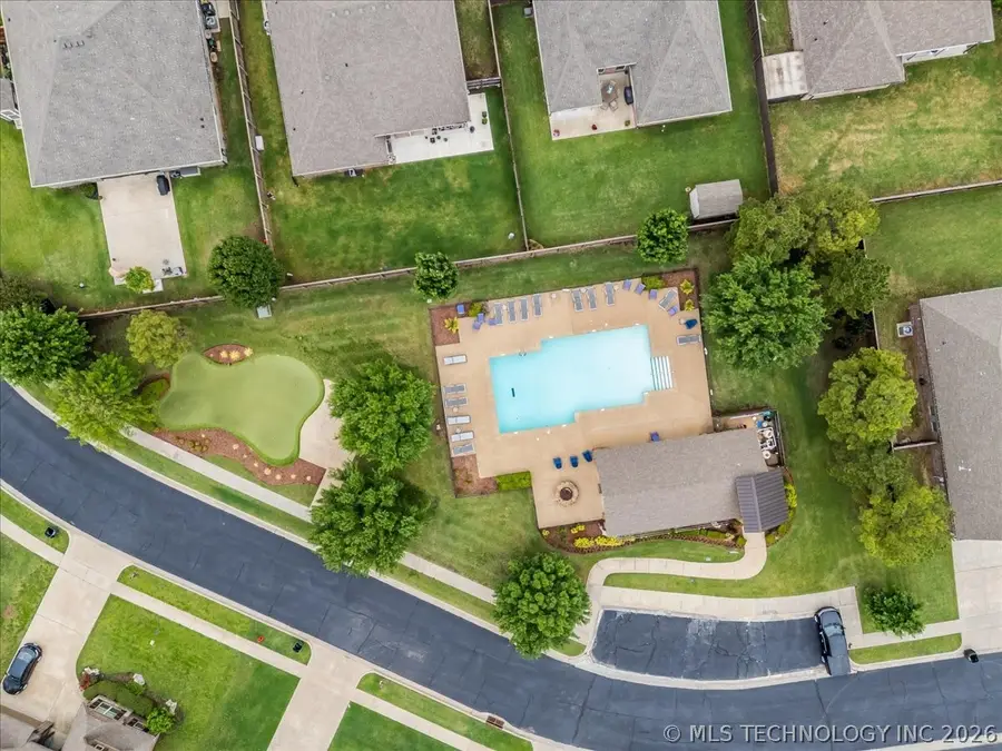 15517 E 87th Place N, Owasso, OK 74055 - #3