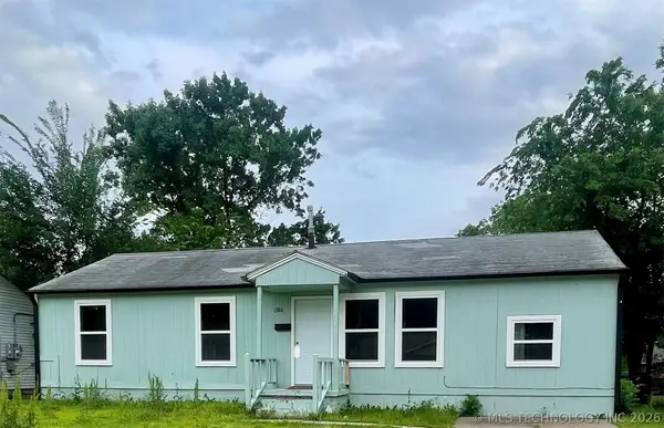 1386 E 51st Place N, Tulsa, OK 74126