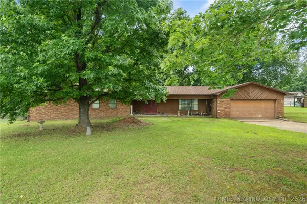 207 Ford Lane, Pocola, OK 74902