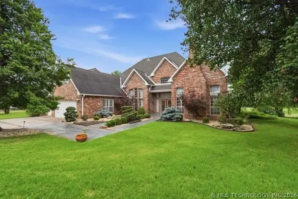 3603 S Orange Circle, Broken Arrow, OK 74011